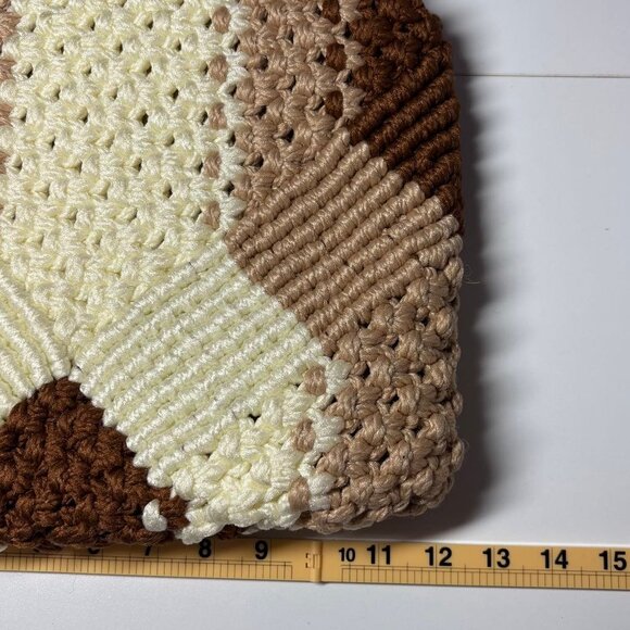 VINTAGE Purse Macrame Boho Style Lucite Handles - Picture 6 of 11